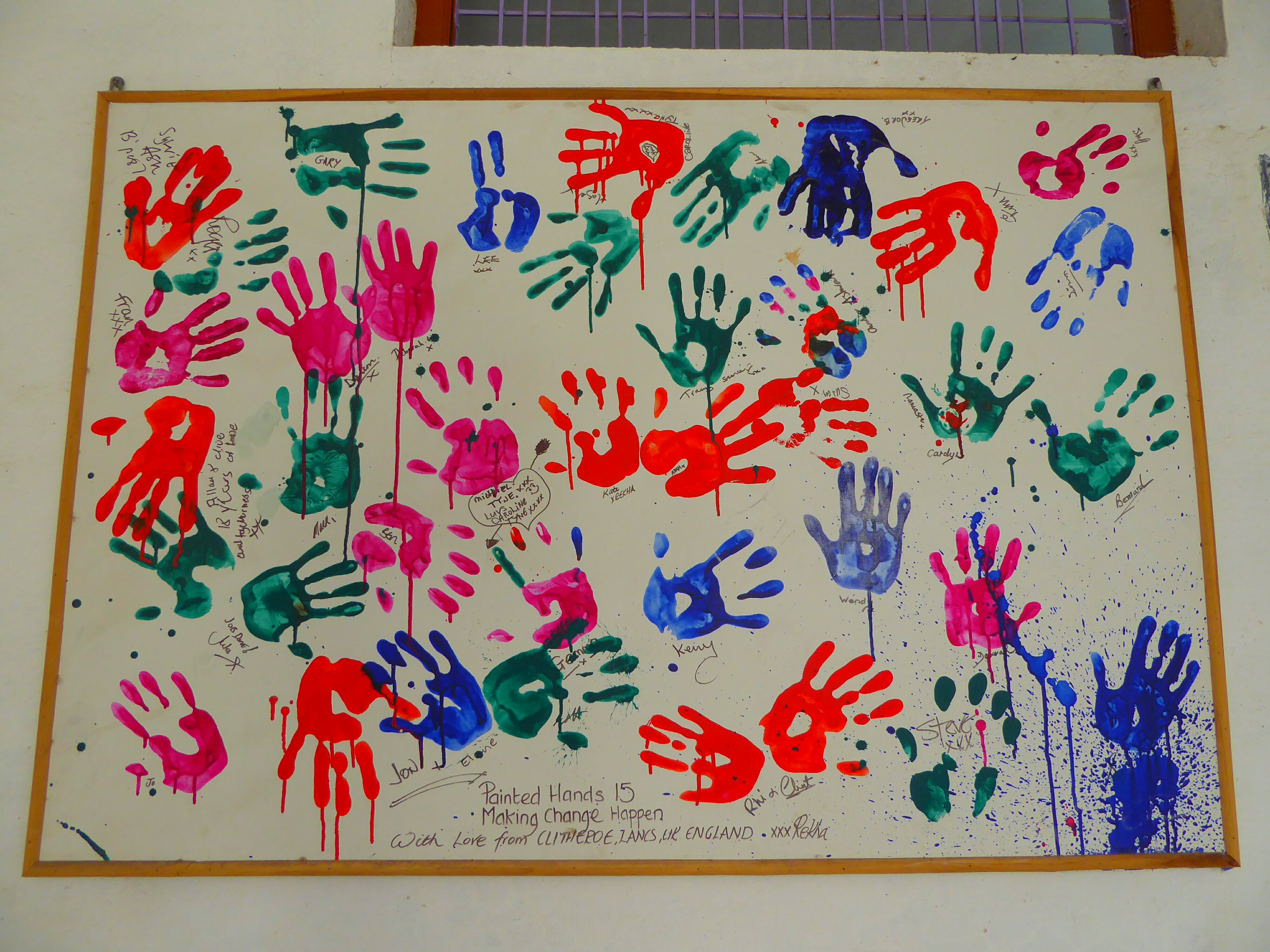 Donating to schools - Khajuraho - MP India Donating to schools - Khajuraho - MP India