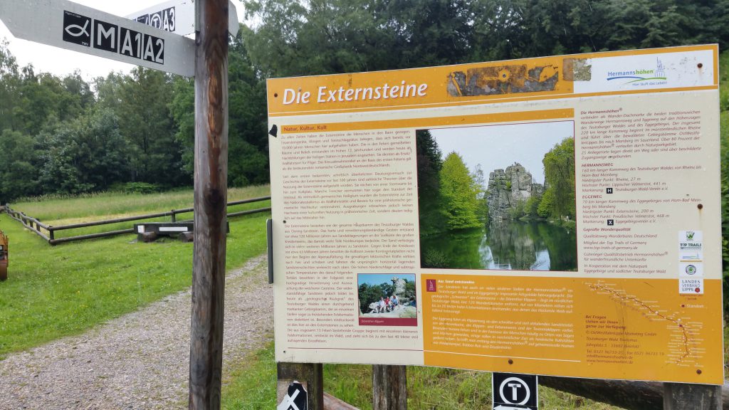 De Externsteine in het Teutoburgerwald - Horn-Bad Meinberg