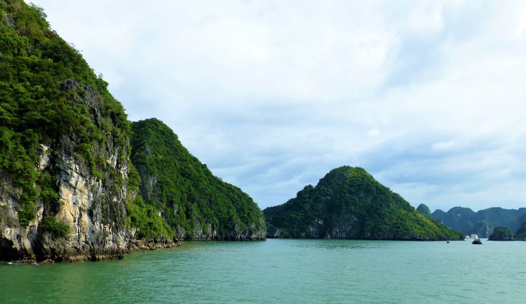 My first trip at Halong Bay & Cat Ba Island, Vietnam