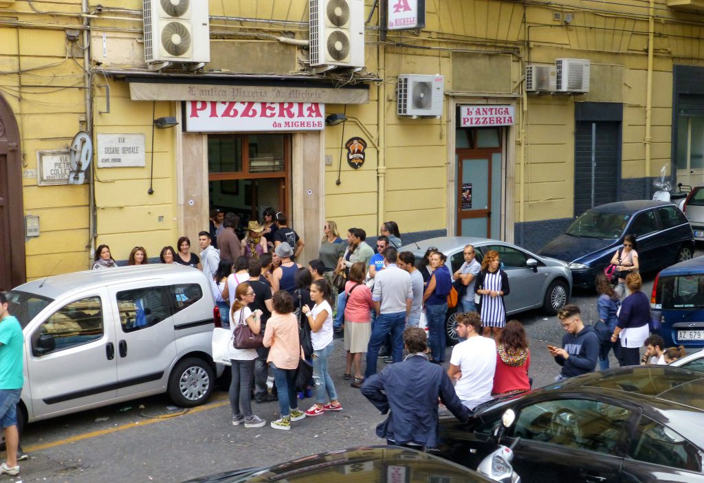 Best Pizza Ever!! L'Antica Pizzeria Da Michele in Napoli