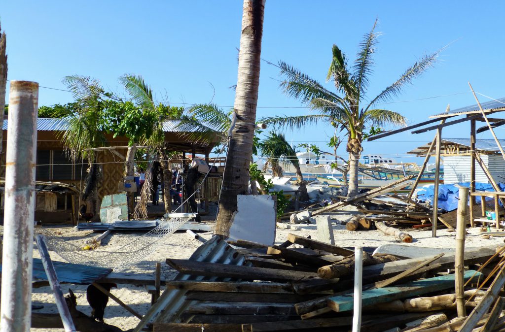 The desastrous results of the tyfoon Haiyan, Malapascua. Cebu -Phillipines