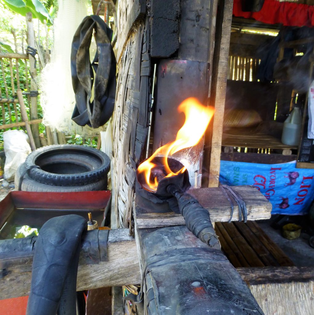 Having a flat tire with your tricycle, Moalboal - Phillipines