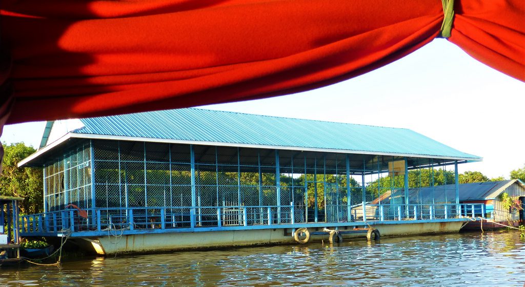 Drijvende stad op het Tonle Sap meer, Siem Reap - Cambodja