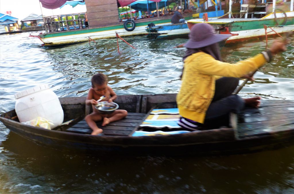 Drijvende stad op het Tonle Sap meer, Siem Reap - Cambodja