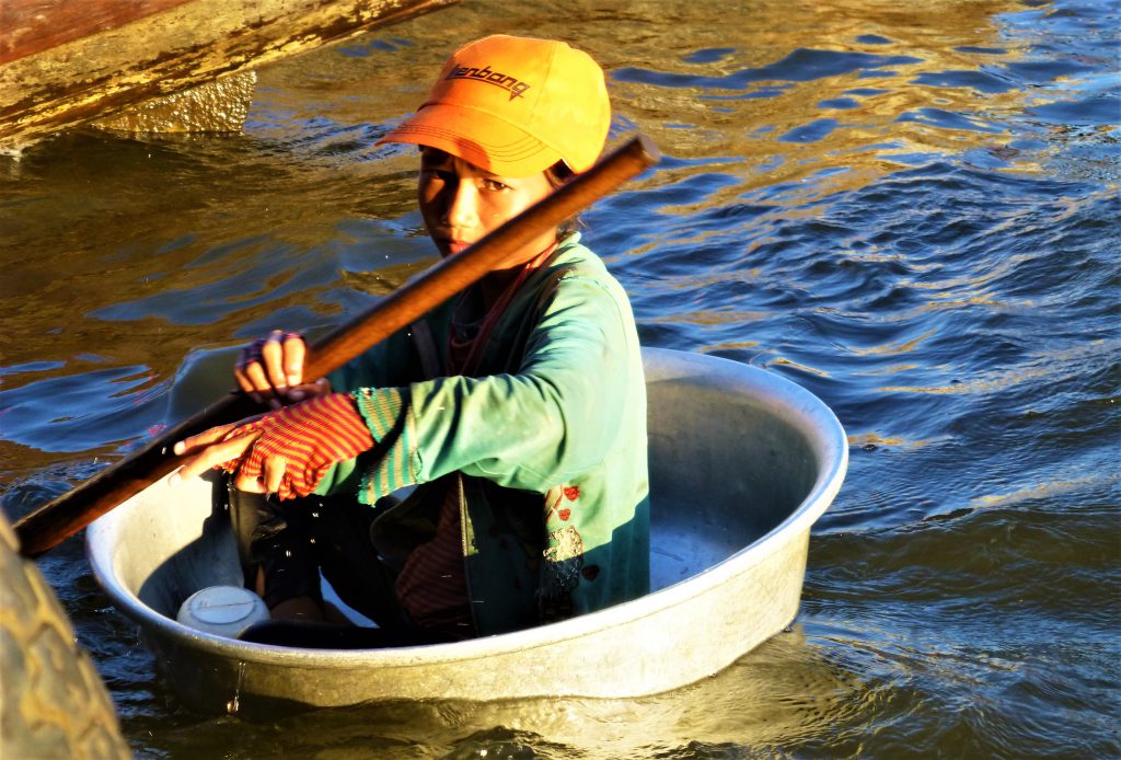 Drijvende stad op het Tonle Sap meer, Siem Reap - Cambodja