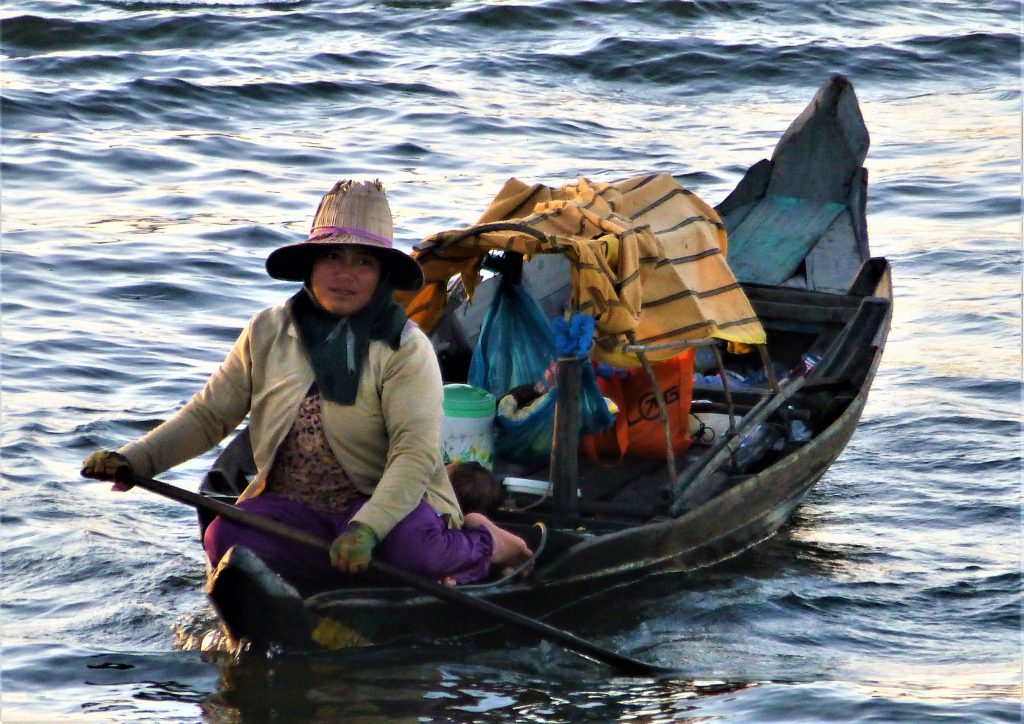 Floating city near Siem Reap - Cambodia