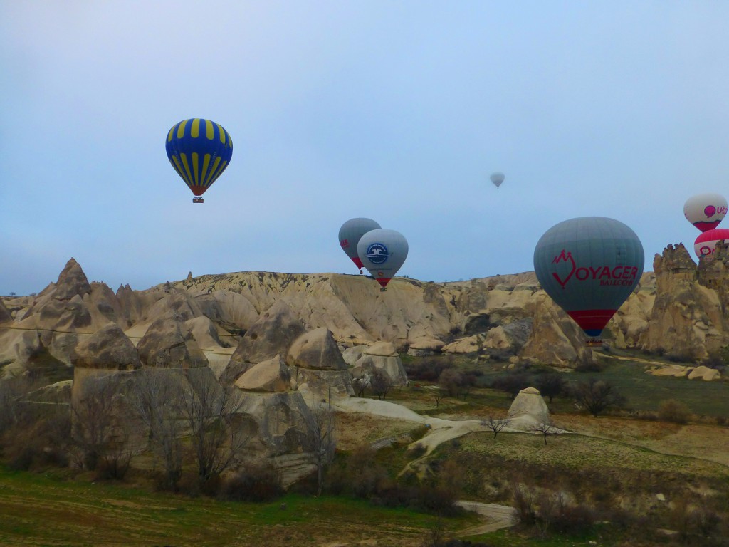 Ballonvaart over Cappadocië tijdens zonsopgang - Turkije