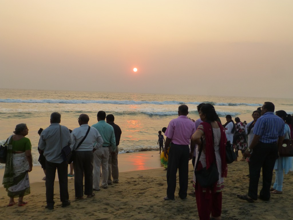 Heilige Rituelen op het strand - Papanasam, India