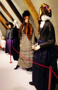 Folklore Costumes, Hellendoorn