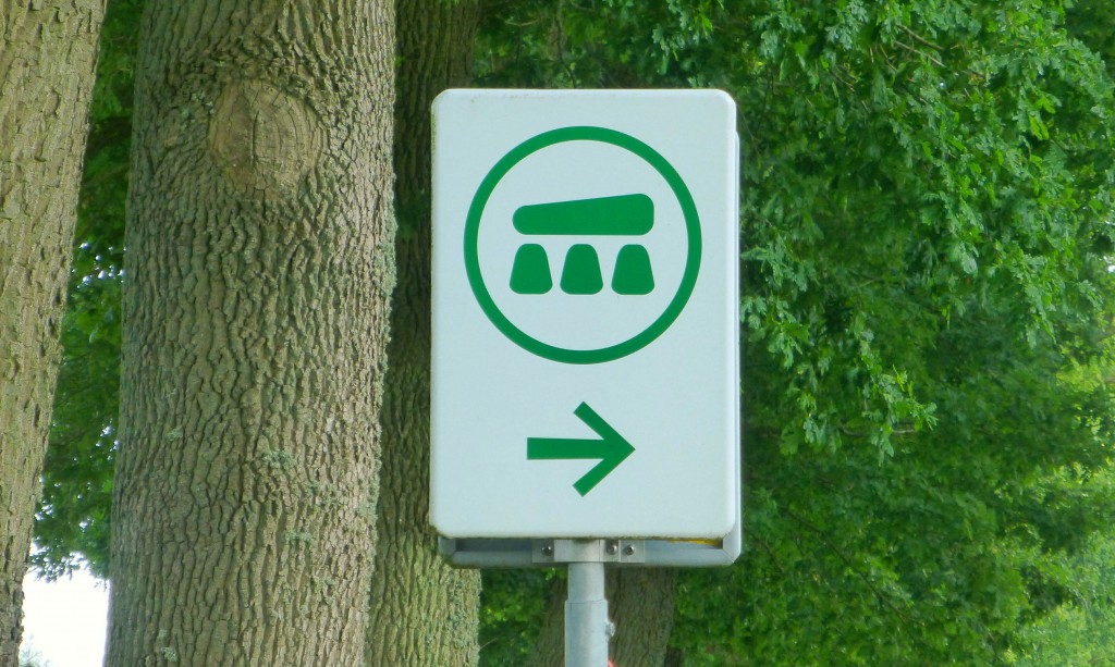 Op zoek naar de hunebedden in Drenthe, Nederland