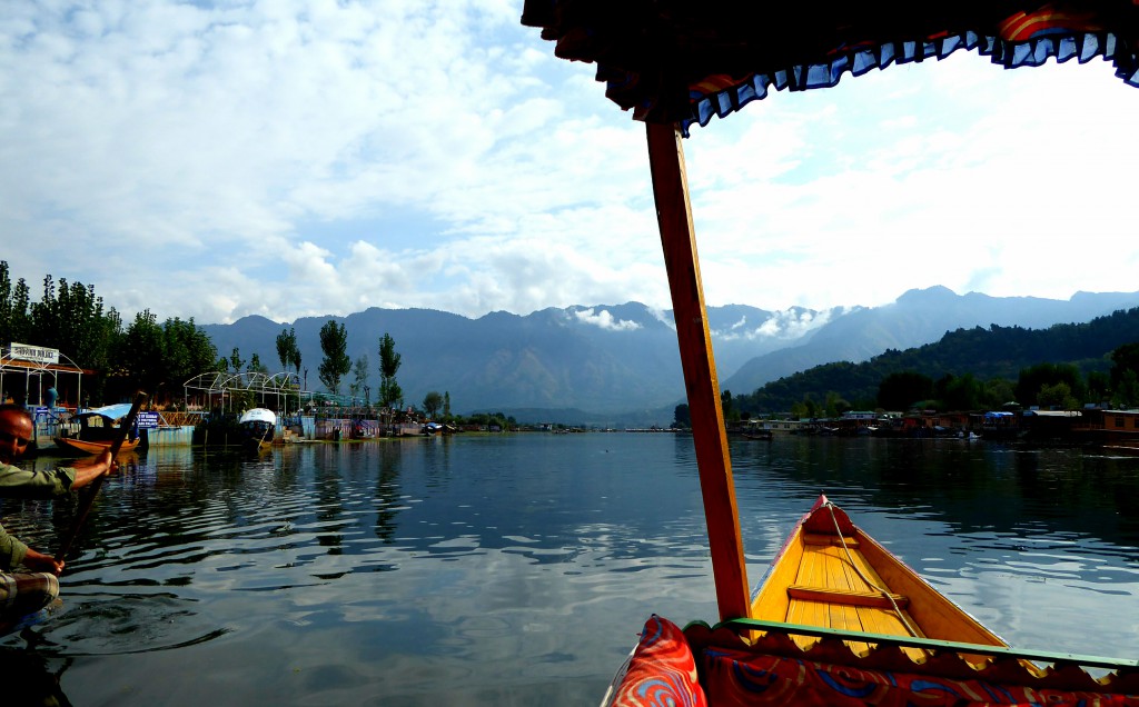 Shikara Dal Meer Srinagar