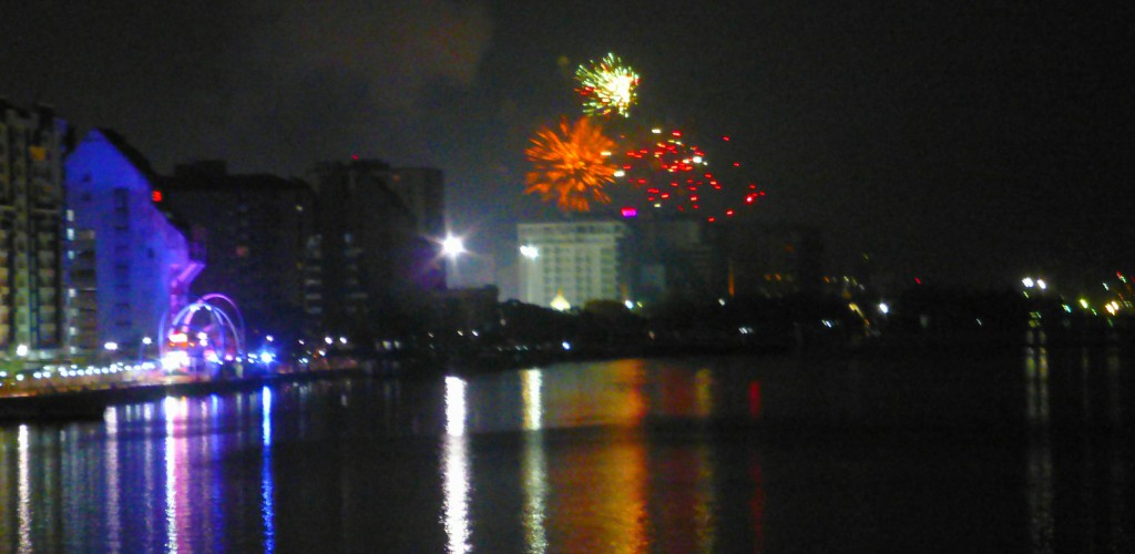 Vuurwerk Ik ontmoette Sunil in Kochi