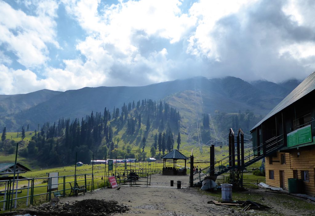 Climbing the Thajiwas Glacier - Kashmir, India - Safe and Healthy Travel