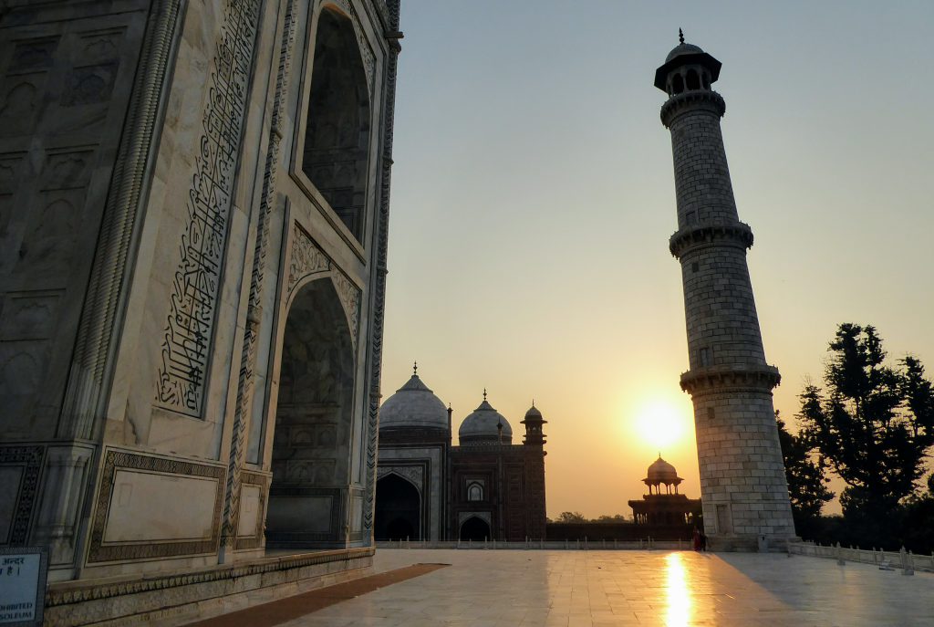 Zonsopgang bij Taj Mahal - Agra