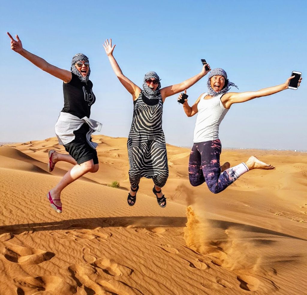 Crossing around the Sanddunes of the UAE