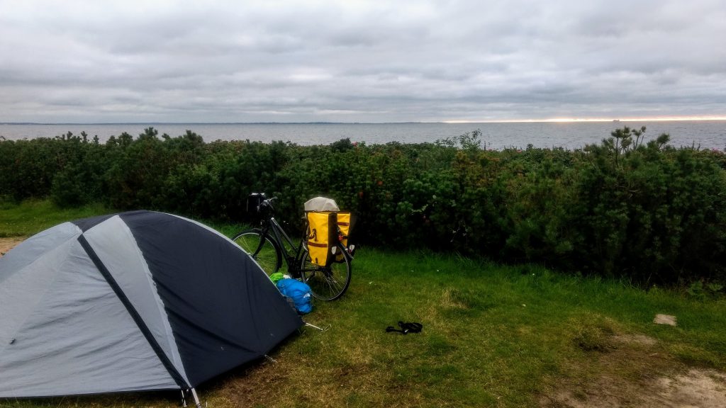 kamperen langs de kust van Zweden