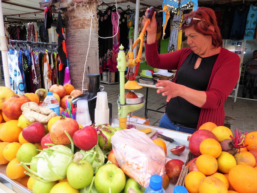 Slenteren in de oude stad Akko - Israël