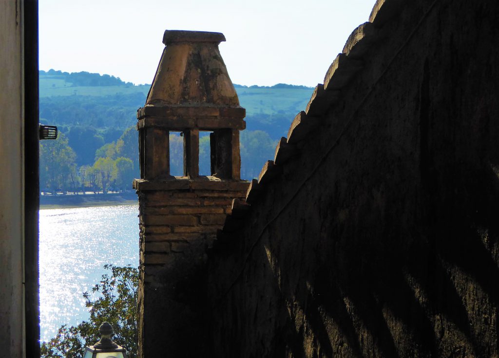 Cycling outside of Rome: Exploring Bracciano & Martignano Lake