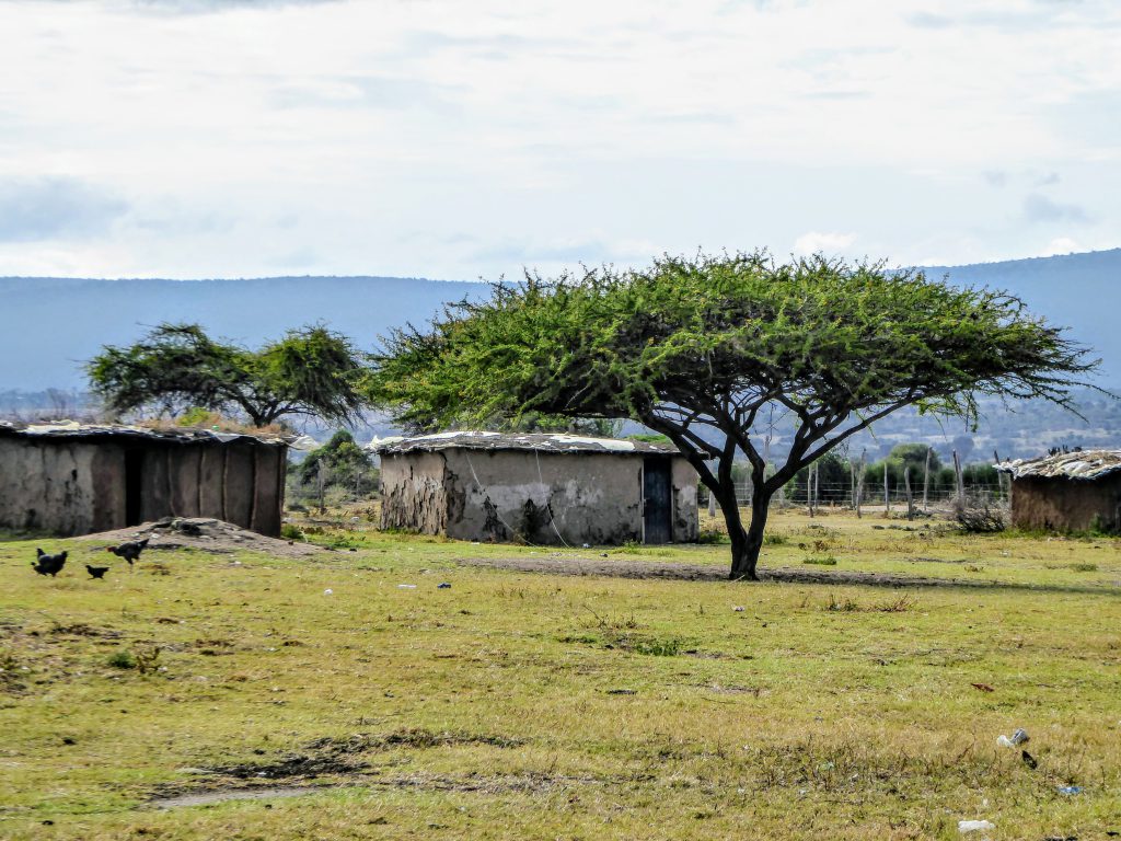 Visiting the Impressive Masai - Masai Mara - Oloolaimutia - Kenya