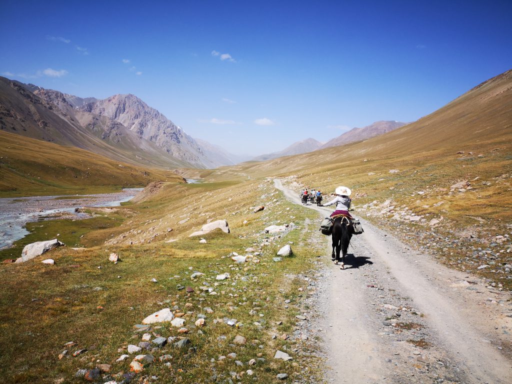 Een trekking per paard in Kirgizië - Centraal Azië