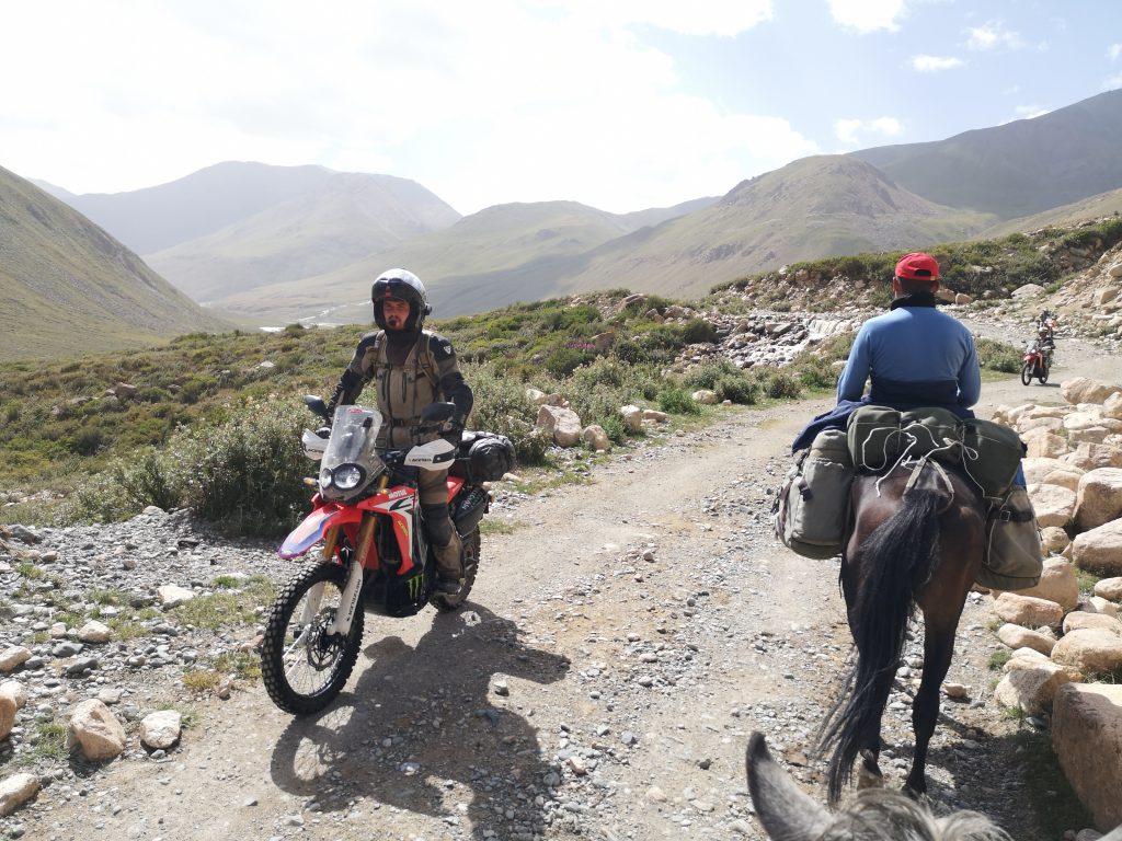 Een trekking per paard in Kirgizië - Centraal Azië