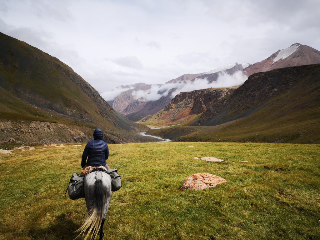Een trekking per paard in Kirgizië - Centraal Azië