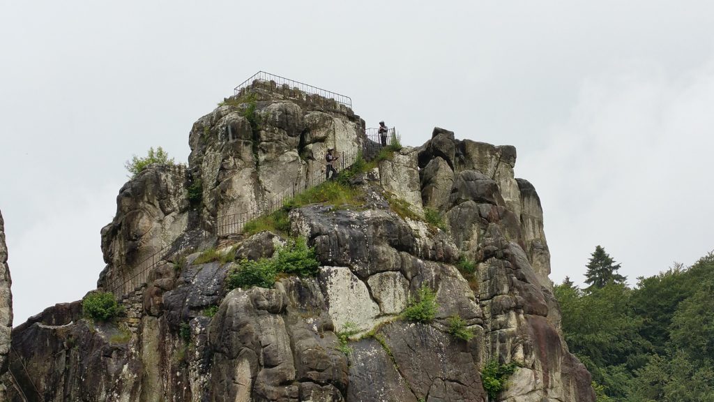 De Externsteine in het Teutoburgerwald - Horn-Bad Meinberg